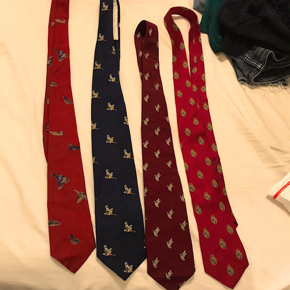 Silk ties. Three ducks and one regimental. Good condition. Silk.